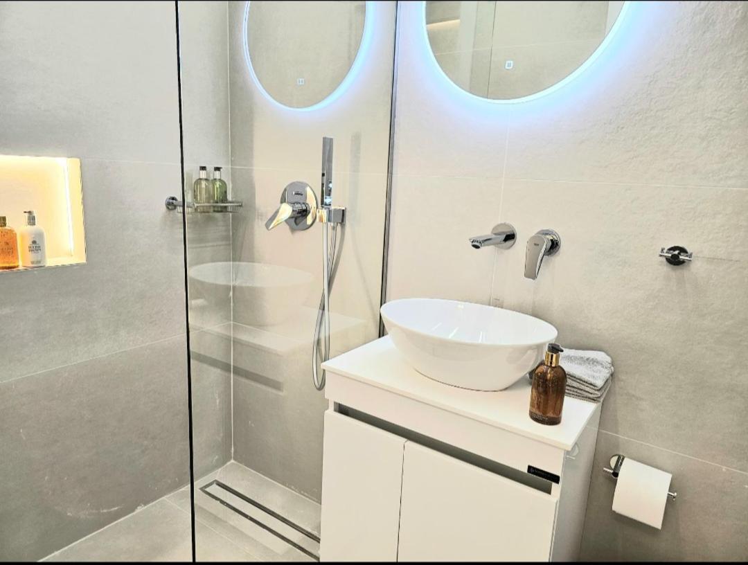 אתונה Filothei Luxury Apartment 110M2 מראה חיצוני תמונה